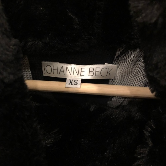 JOHANNE BECK black faux fur top / jacket - bought from Neiman Marcus - Picture 3 of 6